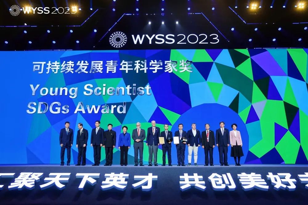 媒体聚焦｜【中国青年报】青科会所引发的话题讨论还在继续