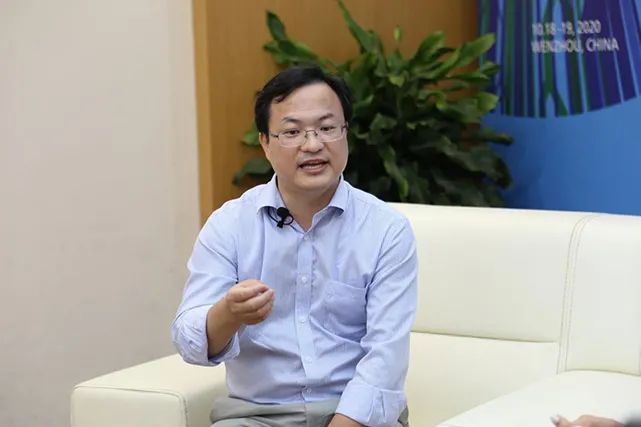 Interview with Masters|Zhu Yongqun: Strengthening the Originality of Scientific Research and Enhancing the Hard Power of Science