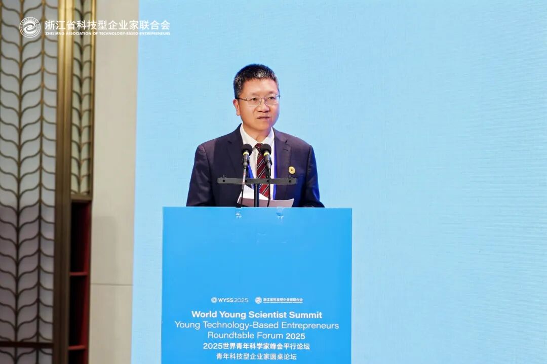 1761791403153050416.jpg 1761791403153050416.jpg