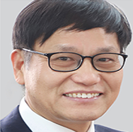 深圳大学副校长，党委常委