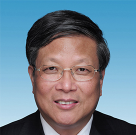 浙江理工大学副校长，浙江省时尚产业 产教融合联盟理事长。