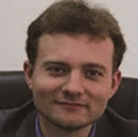 乌克兰造船科学院院士，2007乌克兰总统奖获得者